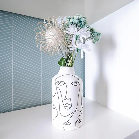 Panoramic Sea View - Promenade Des 아파트